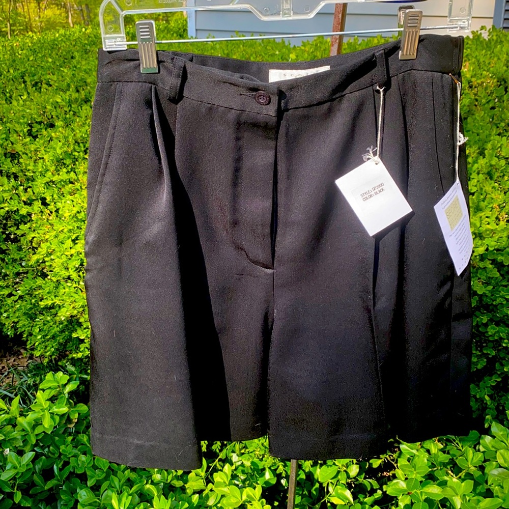 WMNs BLACK shorts size 14 Scott Sterling golf NWT